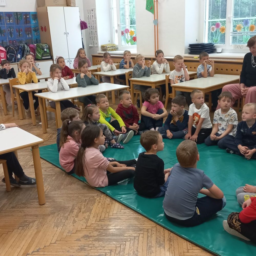 Medvedki na obisku v šoli