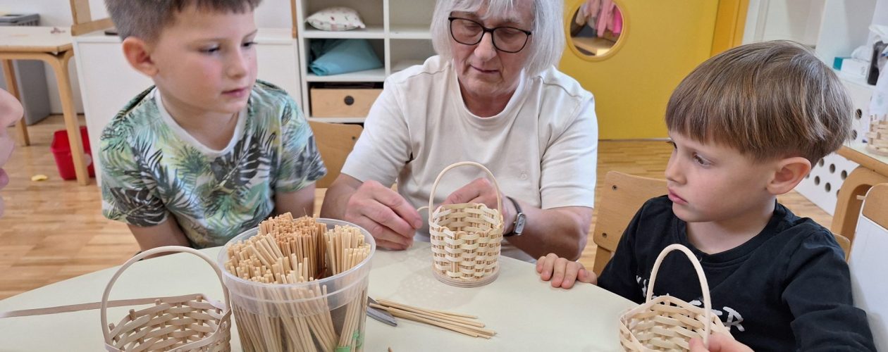 Pletenje košaric pri Ribicah