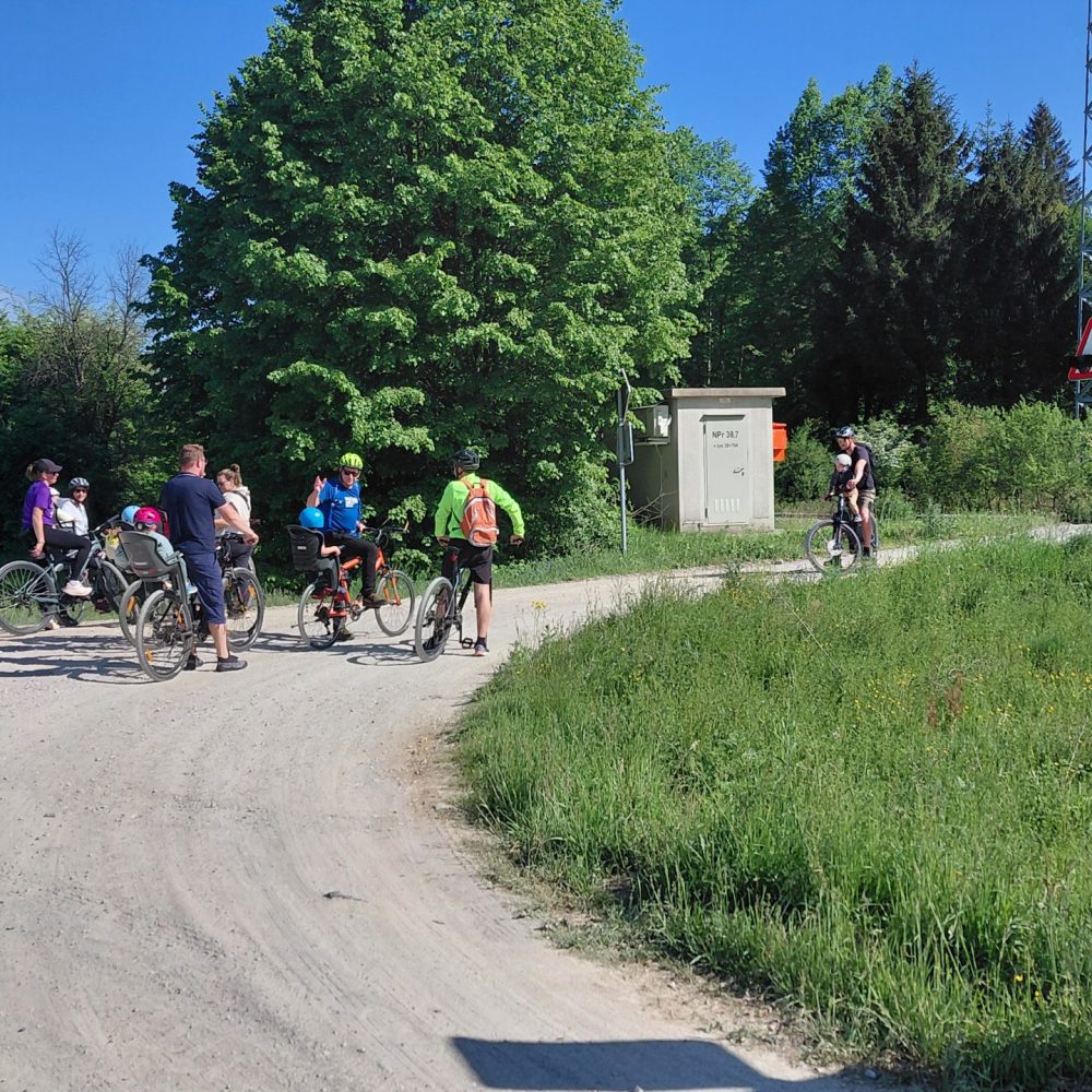 Kolesarjenje po poteh Ribniške doline